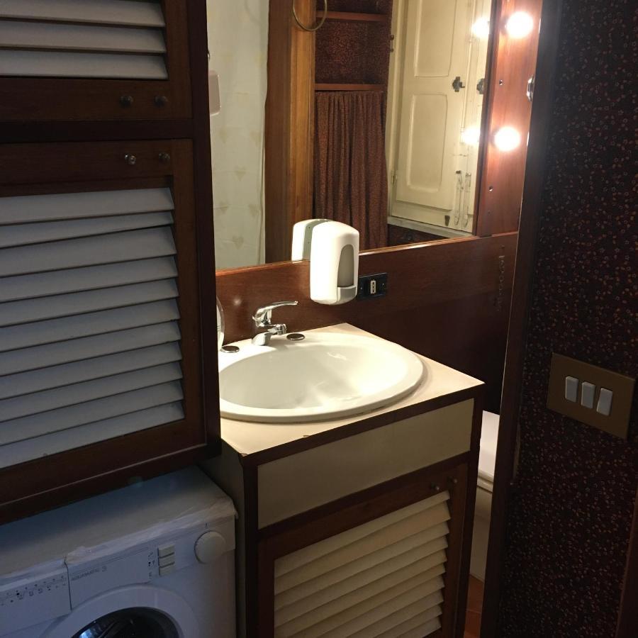 Casuzza Casa Vacanze Palermo Bagian luar foto
