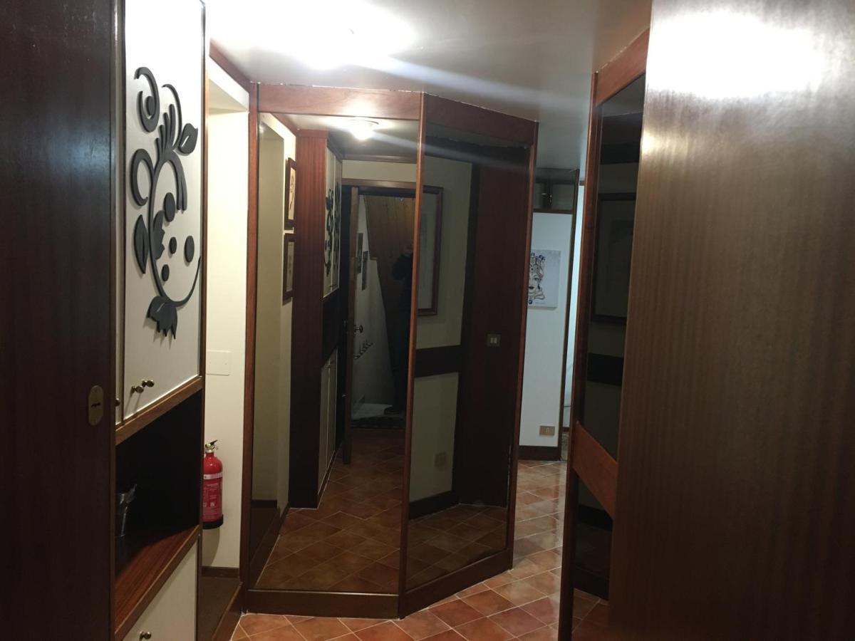 Casuzza Casa Vacanze Palermo Bagian luar foto