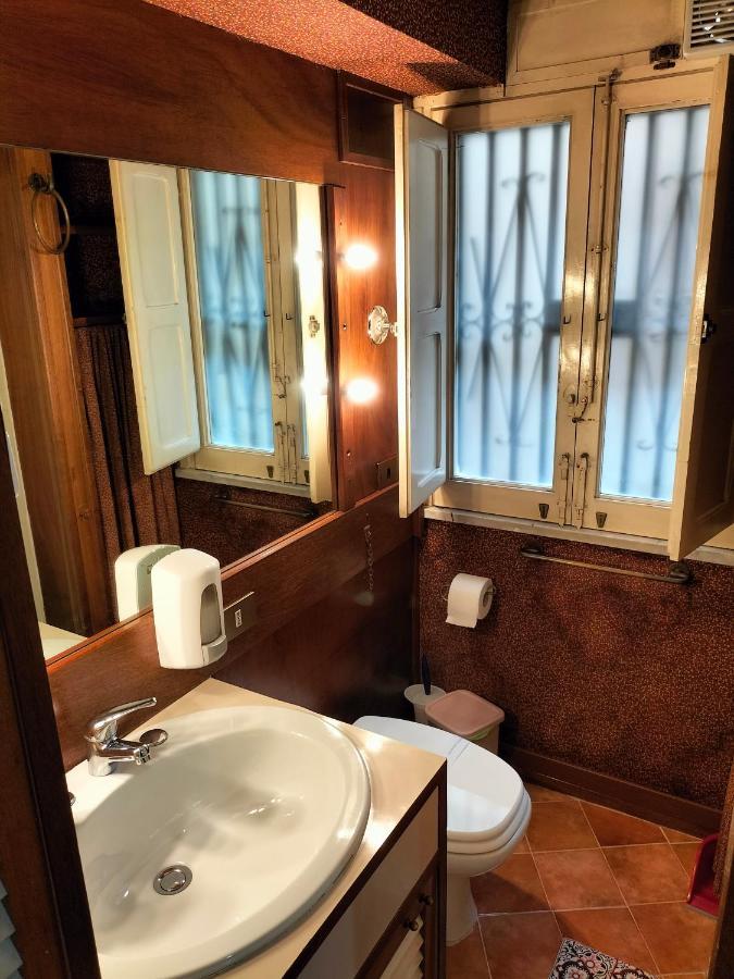 Casuzza Casa Vacanze Palermo Bagian luar foto